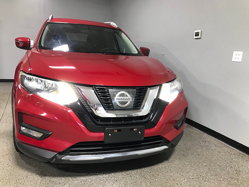 Used 2017 Nissan Rogue SV FWD image 8