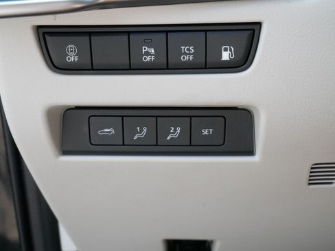 Used 2024 MAZDA CX-90 Plug-In Hybrid w/ Premium Plus AWD/4WD image 28