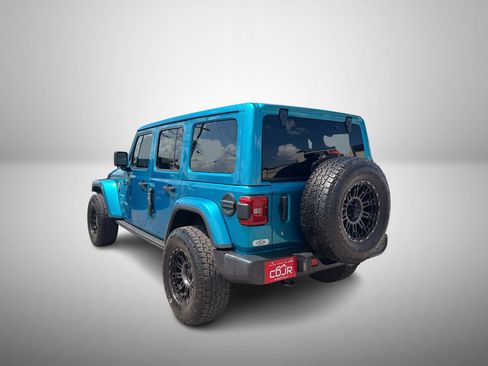 Used 2020 Jeep Wrangler Unlimited Sahara AWD/4WD image 3