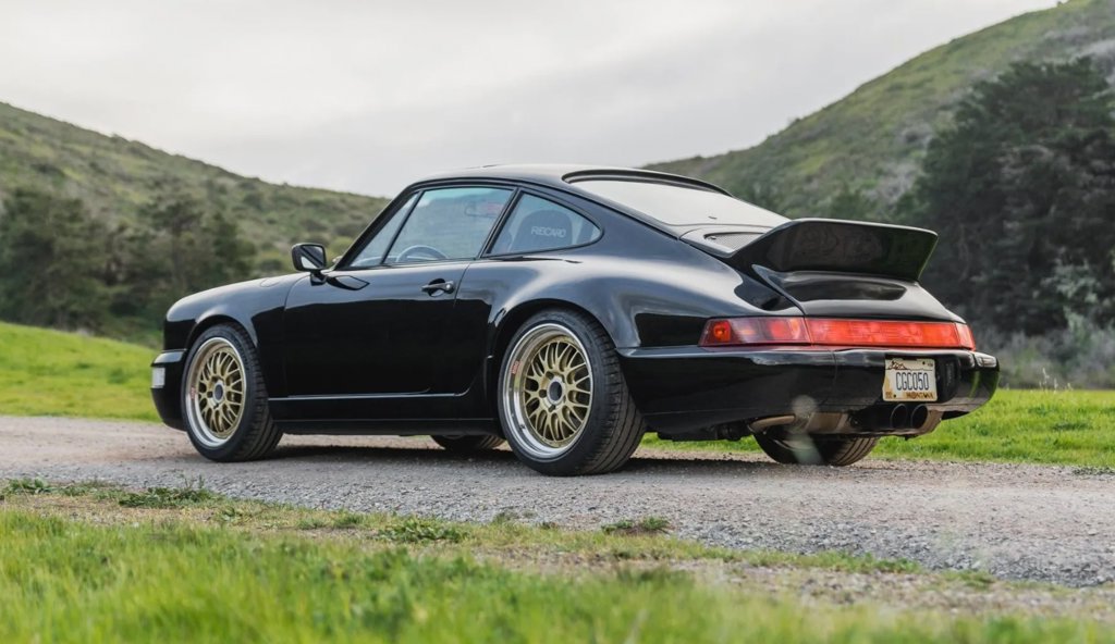 Used 1990 Porsche 911 Carrera RWD image 9