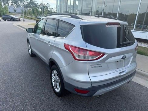 Used 2015 Ford Escape SE w/ Equipment Group 201A FWD image 8
