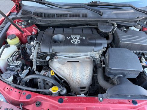 Used 2010 Toyota Camry LE FWD image 12