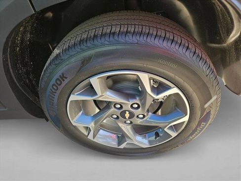 New 2026 Chevrolet Trax LT w/ Driver Confidence Package image 8