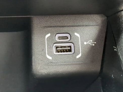 Used 2022 Jeep Compass Limited w/ (RED) Package image 28