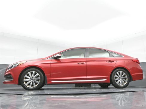 Used 2017 Hyundai Sonata Sport image 38