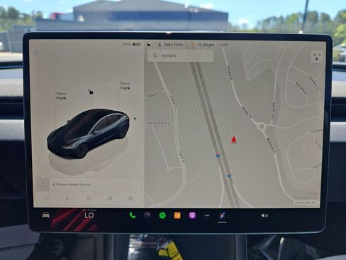 Used 2024 Tesla Model 3 Standard Range image 23