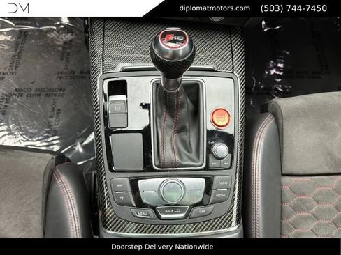 Used 2017 Audi RS 7 Performance AWD/4WD image 32