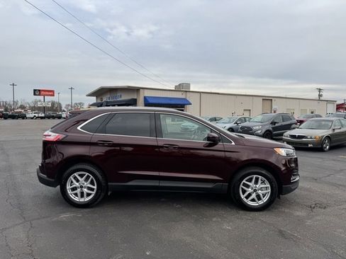 Used 2024 Ford Edge SEL w/ Convenience Package image 7