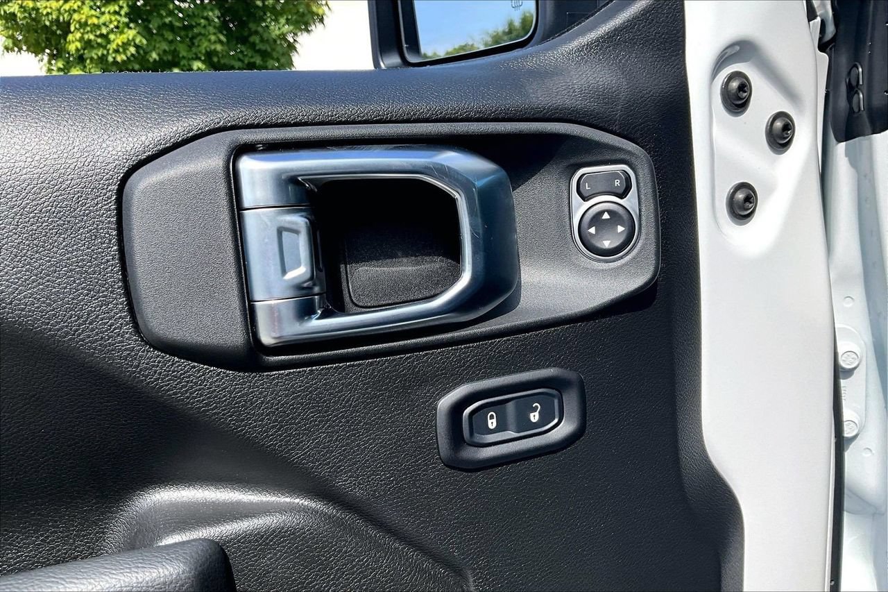 New 2027 Jeep Wrangler Unlimited Rubicon 392 AWD/4WD image 26