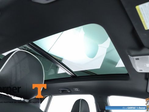 Used 2025 Volkswagen Atlas Cross Sport SEL Premium R-Line image 37