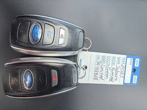 Used 2025 Subaru Forester Limited AWD/4WD image 13
