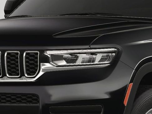 New 2024 Jeep Grand Cherokee L Laredo image 13