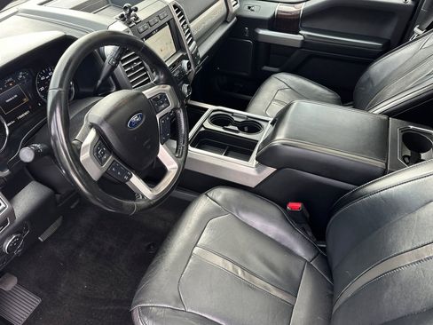 Used 2017 Ford F250 Platinum w/ Platinum Ultimate Package image 10