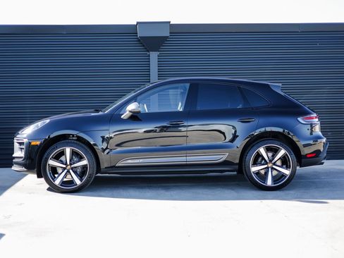 Certified 2026 Porsche Macan Turbo AWD/4WD image 2