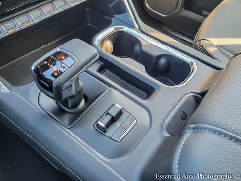 New 2026 GMC Sierra 1500 Denali AWD/4WD image 18