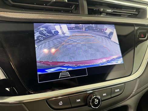 Used 2023 Buick Encore GX Select w/ Sport Touring Package FWD image 18