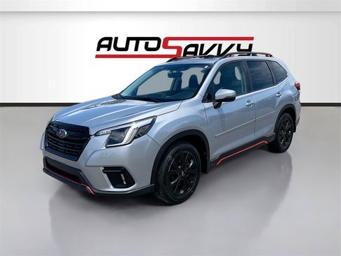 Used 2023 Subaru Forester Sport image 3