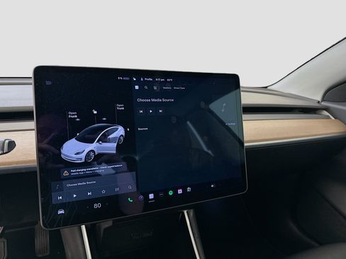 Used 2018 Tesla Model 3 Long Range AWD/4WD image 21