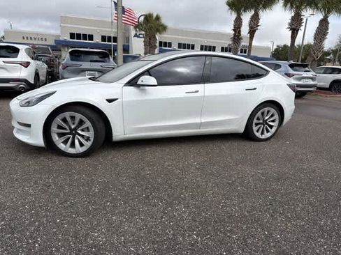 Used 2022 Tesla Model 3 Long Range image 2