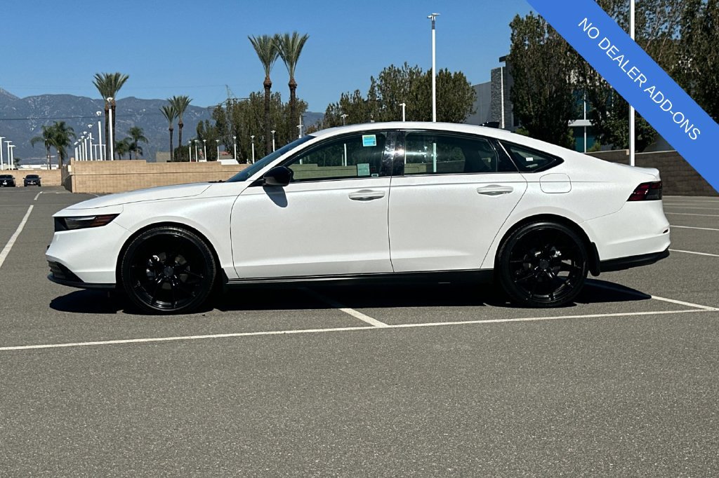 Used 2025 Honda Accord SE image 7