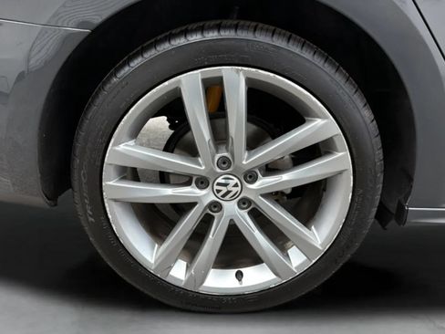 Used 2018 Volkswagen Passat 2.0T R-Line FWD image 24