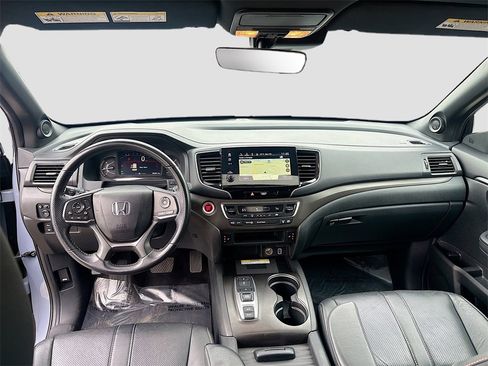 Used 2023 Honda Passport TrailSport image 23