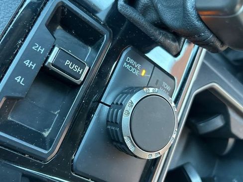 Used 2022 Toyota Tundra SR5 image 13