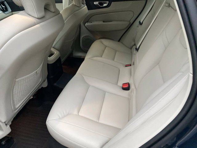 Used 2024 Volvo XC60 T8 Plus w/ Protection Package Premier AWD/4WD image 15