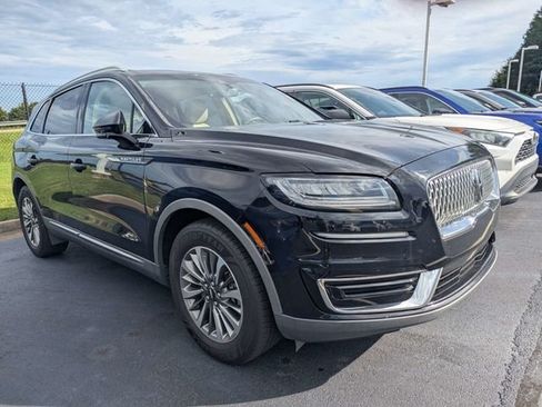 Used 2020 Lincoln Nautilus FWD w/ Equipment Group 101A image 2