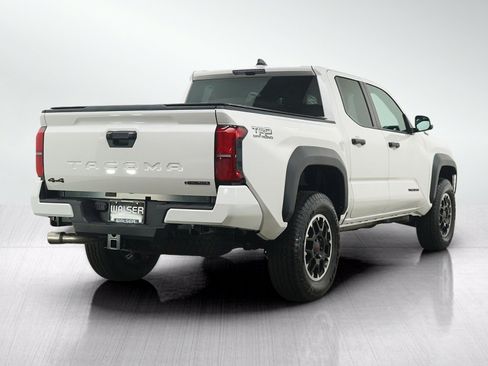 Used 2026 Toyota Tacoma TRD Off-Road AWD/4WD image 5