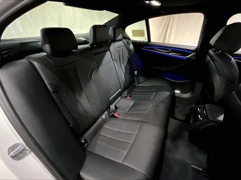 Used 2022 BMW 530i xDrive w/ Convenience Package AWD/4WD image 18