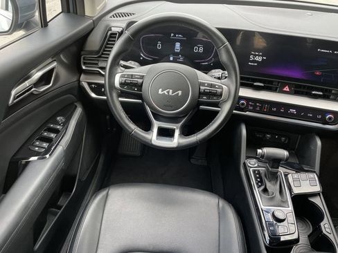 Certified 2023 Kia Sportage EX FWD image 15
