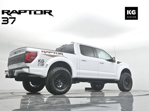 Used 2025 Ford F150 Raptor AWD/4WD image 50