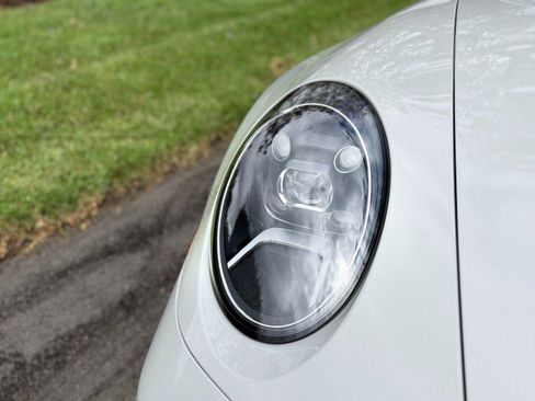 Used 2021 Porsche 911 AWD/4WD image 13