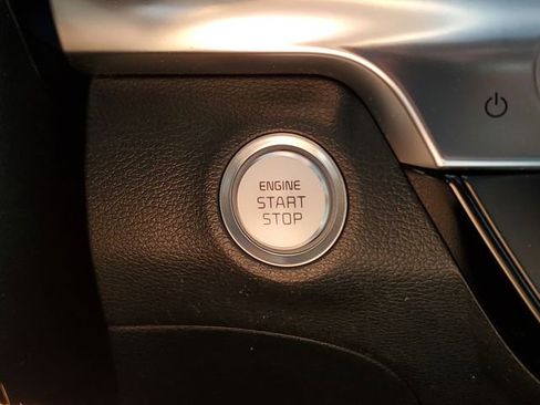 Used 2022 Kia Telluride S AWD/4WD image 32