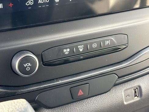 New 2026 Ford Transit 250 148 Medium Roof w/ Load Area Protection Package image 16