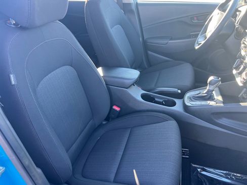 Used 2023 Hyundai Kona SEL image 32