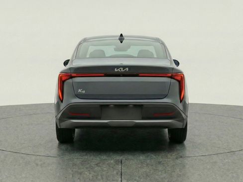 Used 2025 Kia K4 LXS image 7