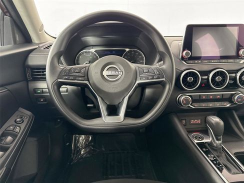 Used 2024 Nissan Sentra SV FWD image 28