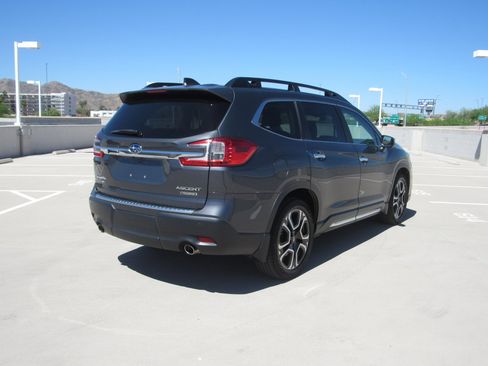Used 2023 Subaru Ascent Touring image 5