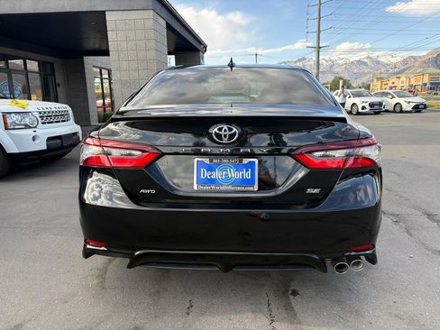 Used 2022 Toyota Camry SE w/ Cold Weather Package AWD/4WD image 6