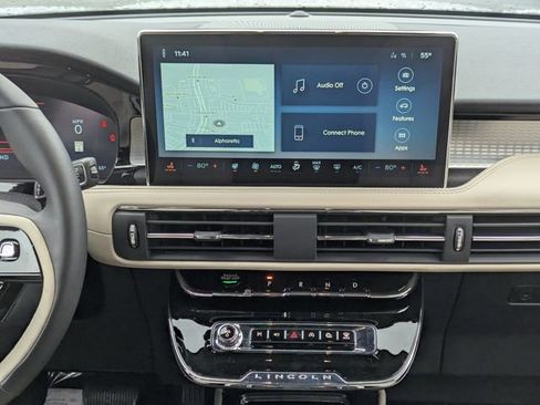 New 2026 Lincoln Corsair Premiere image 15