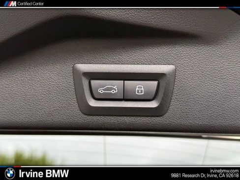 Used 2026 BMW X5 sDrive40i w/ M Sport Package image 17