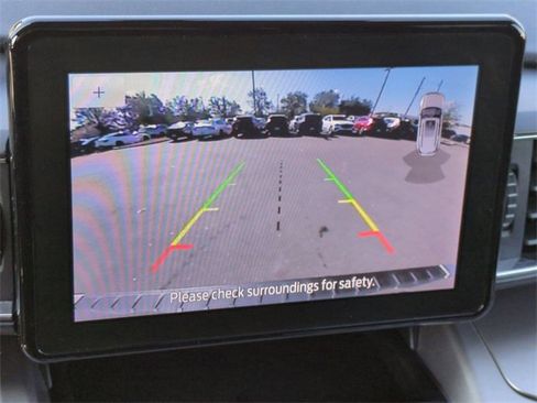 Used 2021 Ford Explorer XLT w/ Equipment Group 202A image 20