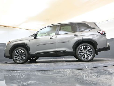 New 2025 Subaru Forester Touring image 40