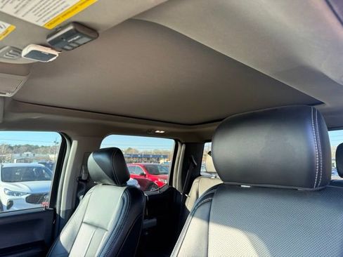 Used 2018 Ford F150 Lariat w/ Equipment Group 502A Luxury image 7