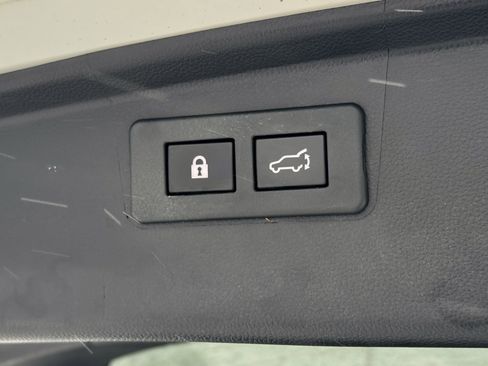 Certified 2023 Subaru Outback Touring XT image 13