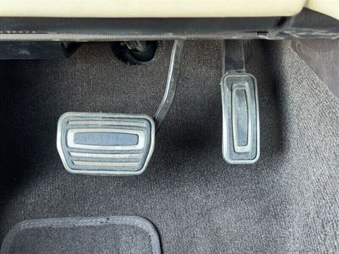 Used 2019 Lincoln Continental Black Label w/ Rear Seat Package image 39