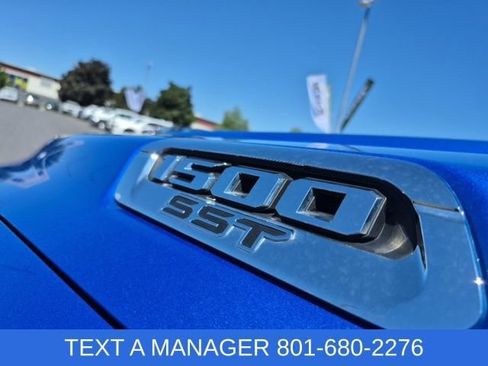 Used 2025 RAM 1500 Big Horn AWD/4WD image 17