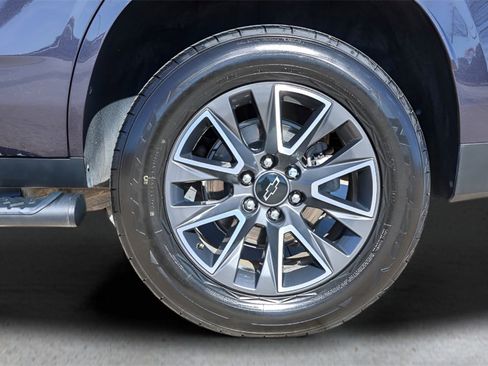 Used 2022 Chevrolet Tahoe Z71 w/ Luxury Package image 40